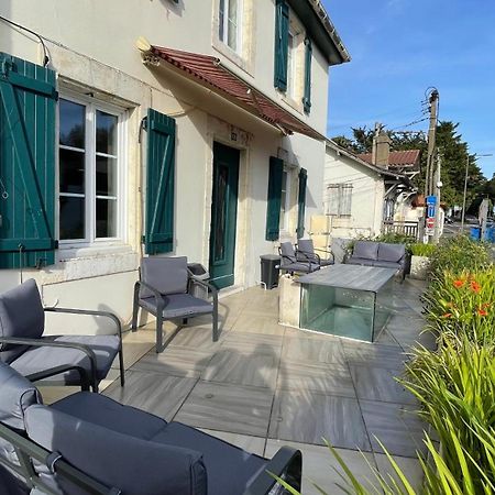 Le Doolies - Holiday Inn Biarritz Exterior photo